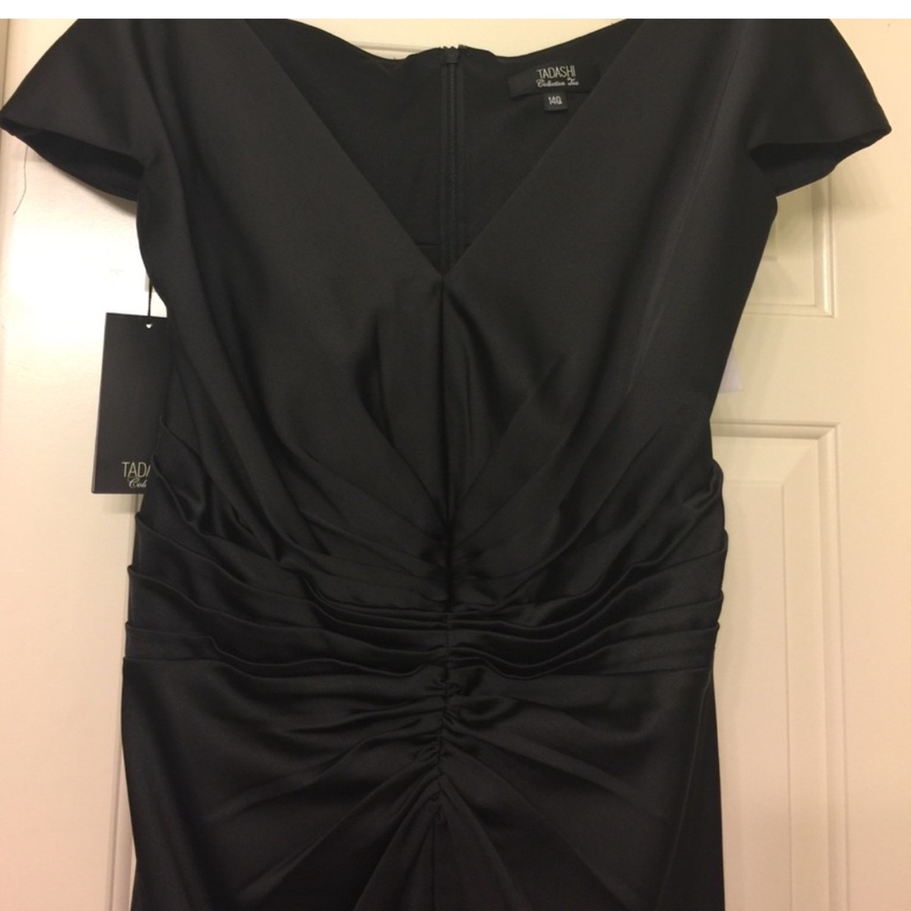 Tadashi ShojiBlack Ruched Evening cocktail Dress - size 12 NWOT - Picture 4 of 7